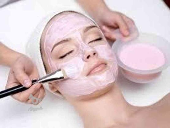 خدمات پوست و زیبایی توسط کادر درمان در گروه خرید و فروش خدمات و کسب و کار در اصفهان در شیپور-عکس1