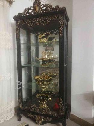بوفه تاج دار مشکی طلایی آیینه دار طبقه شیشه ای محکم در گروه خرید و فروش لوازم خانگی در مازندران در شیپور-عکس1