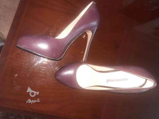 یک جفت کفش زنانه سایز 37 تمام چرم در گروه خرید و فروش لوازم شخصی در البرز در شیپور-عکس1
