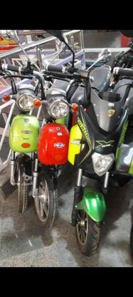 اسکوتر دوچرخه برقی در گروه خرید و فروش ورزش فرهنگ فراغت در قم در شیپور-عکس1