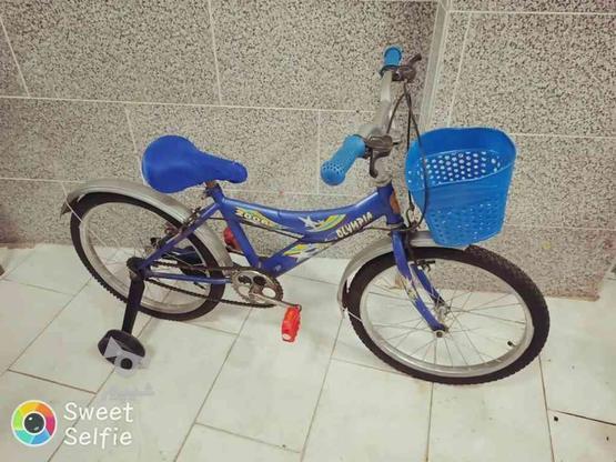 دوچرخه سایز 20 کمکی هم دارد در گروه خرید و فروش ورزش فرهنگ فراغت در مازندران در شیپور-عکس1