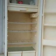 یخچال خانگی درحال کاربه ضمانت تمیز