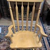 صندلی چوبی راحتی