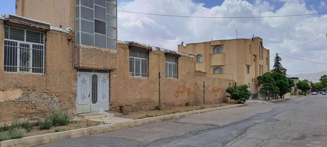 خانه دو نبش در گروه خرید و فروش املاک در اصفهان در شیپور-عکس1