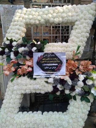 تاج گل مصنوعی خیریه در گروه خرید و فروش خدمات و کسب و کار در تهران در شیپور-عکس1