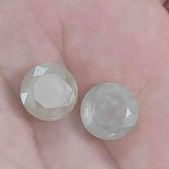دوعدد الماس قدیمی تراش دستی باسختی10به وزن10قیراط200سوت
