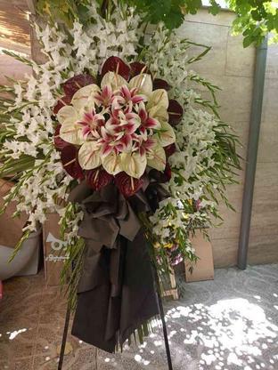تاج گل پایه فلزی در گروه خرید و فروش لوازم خانگی در البرز در شیپور-عکس1