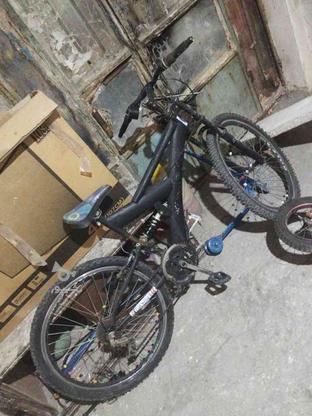دوچرخه 26تنه المینیوم در گروه خرید و فروش ورزش فرهنگ فراغت در خراسان رضوی در شیپور-عکس1