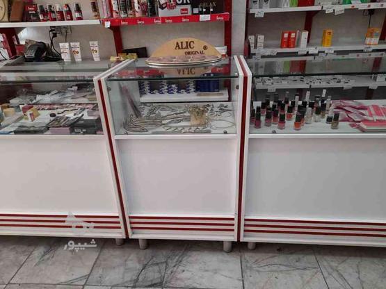 میزهای مغازه آرایشی سریع در حد نو در گروه خرید و فروش صنعتی، اداری و تجاری در تهران در شیپور-عکس1