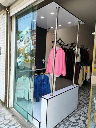 ویترین مغازه پوشاک در گروه خرید و فروش صنعتی، اداری و تجاری در مازندران در شیپور-عکس1