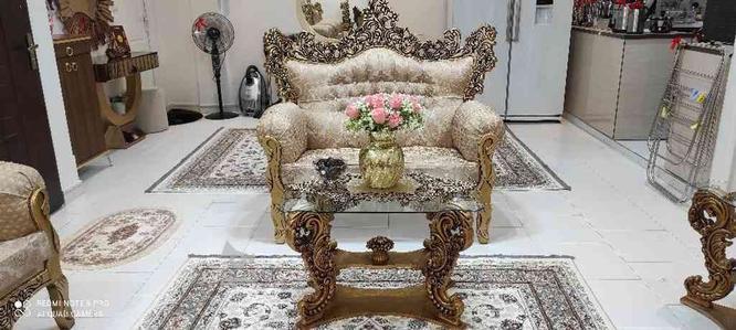 مبلمان سلطنتی هفت نفره با دومیزعسلی و یک میز بزرگ در گروه خرید و فروش لوازم خانگی در تهران در شیپور-عکس1