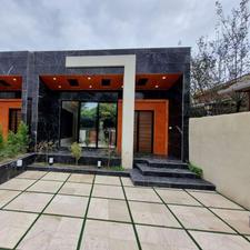 همکف خوش ساخت شهرکی برند با گیت نگهبانی