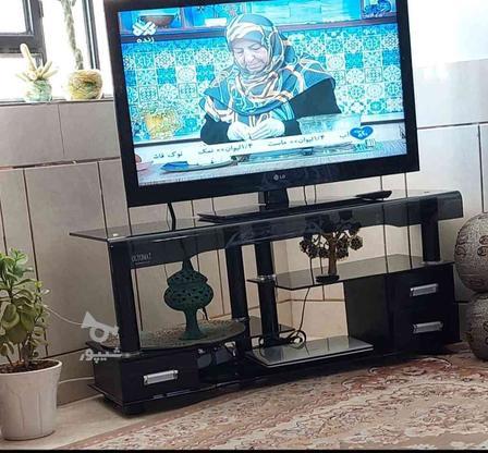 تلویزیون 43 اینچ الجی به همراه میز در گروه خرید و فروش لوازم الکترونیکی در کرمان در شیپور-عکس1