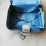 چمدان سامسونیت (Samsonite suitcase)