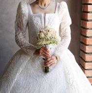 لباس عروس یقه خشتی شاین