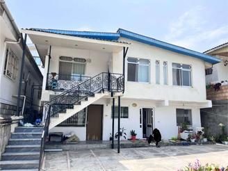 فروش یا معاوضه ویلایی دوطبقه در چالوس 220متر