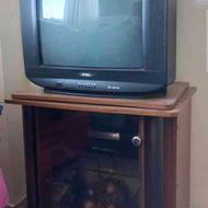 تلوزیون و میز تلویزیون قدیمی کاملا سالم