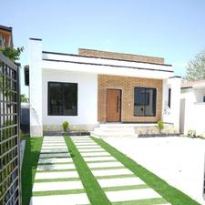 همکف 260 متری با حیاطی زیبا و دلباز