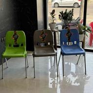 مبل پلاستیکی 3نفره صندلی پلاستیکی میز پلاستیکی صندلی حصیری