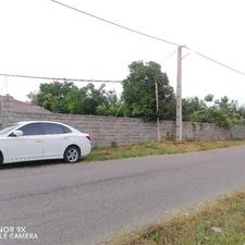 خانه ویلایی 750 متر زمین 140 متر بنا سند تک برگ رضوانشهر