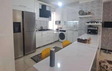 فروش آپارتمان 97 متر در فاز 8