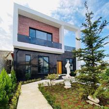 دوبلکس مدرن زیبا و خوش ساخت حیاط سازی حرفه ای