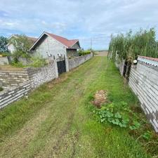 300 متر زمین قابل ساخت و ساز