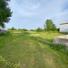 145 متر زمین داخل طرح مسکونی