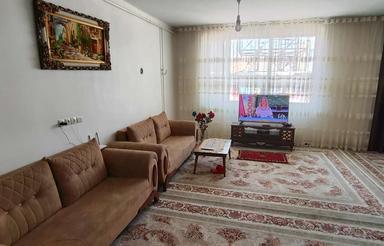 فروش ویلایی 120 متر در خیابان جهاد، 12 متری بهاران