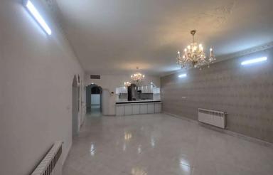 آپارتمان 158 متر در چهارباغ بالا