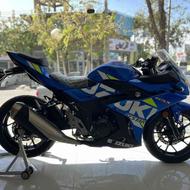 سوزوکی GSX250R