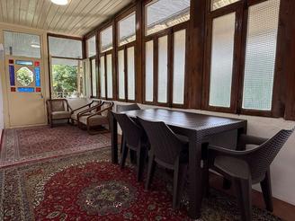 خانه سنتی باز سازی شده دربست