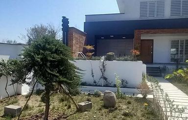 فروش ویلا 395 متر در خیابان جمهوری