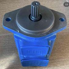 بیل بکهو پمپ کاتریجی