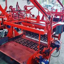 دستگاه بلوک زنی 6قالبه 38در 18ومخلوط کن