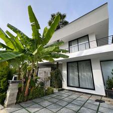 فروش ویلا مدرن تریبلکس ساحلی سرخرود