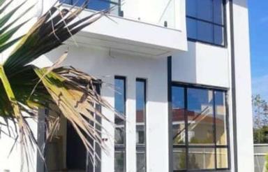 فروش ویلا نوساز استخردار نزدیک دریا 200متر