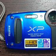 فروش فوری دوربین عکاسی دیجیتال FUJI FINEPIX XP50ضدآب ضدضربه