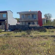 300متر زمین ساحلی مناسب برای ساخت و سرمایه گذاری