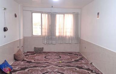 یک واحد (خانه) آپارتمان حدود 80متر در آلارد رباط کریم