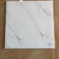 سرامیک کاشی ارزان