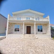 فروش ویلا 210 متر در مرکز شهر - چاف