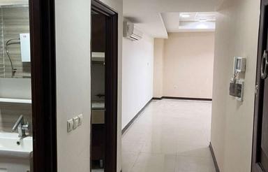 فروش اداری 110 متری در خیابان هراززوج