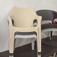 صندلی 2 نفره مبل پلاستیکی صندلی کافه ورستوران میز حصیری مبل