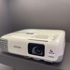 ویدئو پروژکتور - مدارس/منزل/کافه (دوربین، لپ تاپ و کامپیوتر)