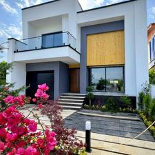 فروش ویلا 200 متر در آپادانا