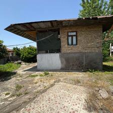 خانه ویلایی سنتی سنددار قابل سکونت800متر