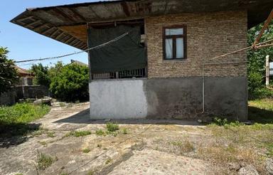 خانه ویلایی سنتی سنددار قابل سکونت800متر