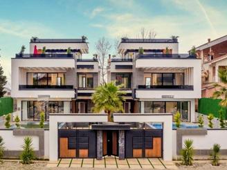 500 متر ویلای مدرن مبله رو به جنگل با مدارک نخ شمال