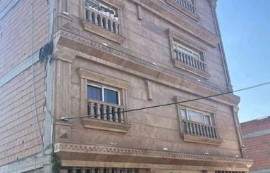 آپارتمان 300 متر بنا یکجا فروش بلوار منفرد